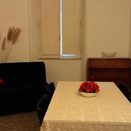La Del Vignola Apartament *